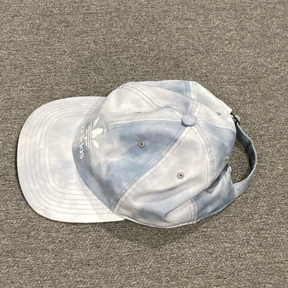 Adidas Dad Hat - Picture 2 of 8